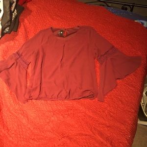 Maroon bell sleeve top